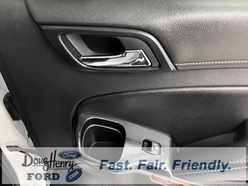 Used 2015 Chevrolet Suburban LTZ image 37