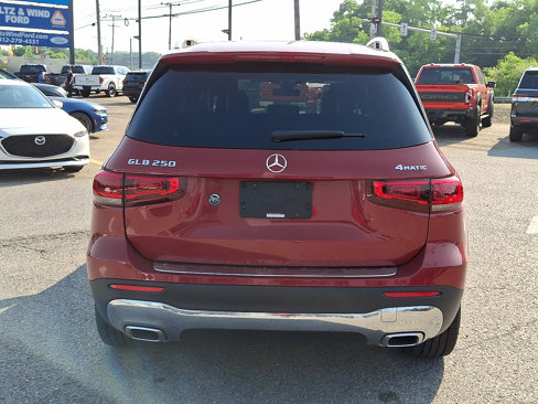 Used 2020 Mercedes-Benz GLB 250 4MATIC image 5
