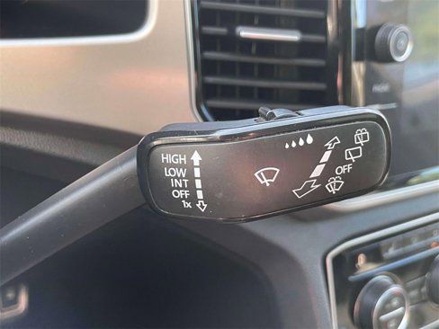 Used 2019 Volkswagen Atlas SEL R-Line image 24