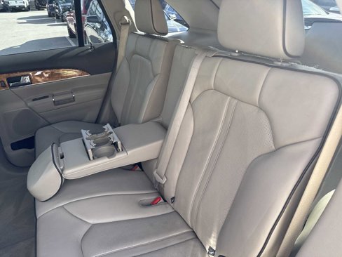 Used 2012 Lincoln MKX AWD image 34