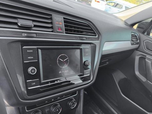 Used 2018 Volkswagen Tiguan S w/ Front Fog Lights Package image 16