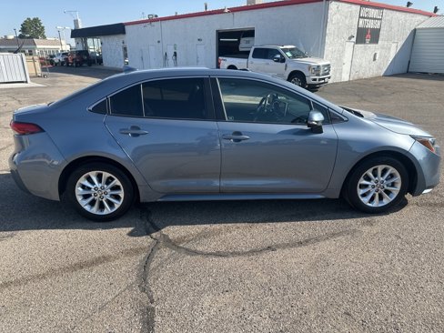 Used 2021 Toyota Corolla XLE w/ Carpet Mat Package (TMS) image 15