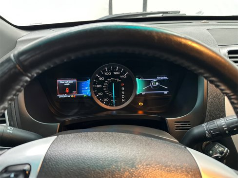 Used 2014 Ford Explorer XLT w/ Equipment Group 202A image 30