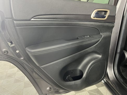 Used 2014 Jeep Grand Cherokee Limited image 12