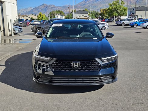 Used 2023 Honda Accord EX image 11
