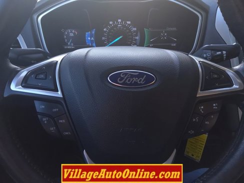 Used 2016 Ford Fusion SE w/ Equipment Group 202A image 37