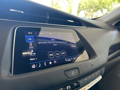 Used 2021 Cadillac XT4 Luxury image 11
