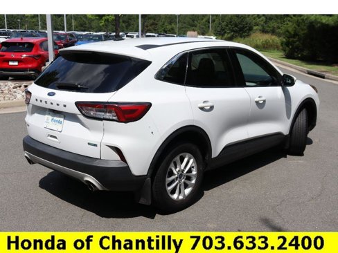 Used 2020 Ford Escape SE image 7