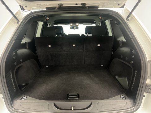 Used 2014 Jeep Grand Cherokee Laredo image 26
