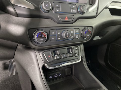 Used 2020 GMC Terrain SLT image 29