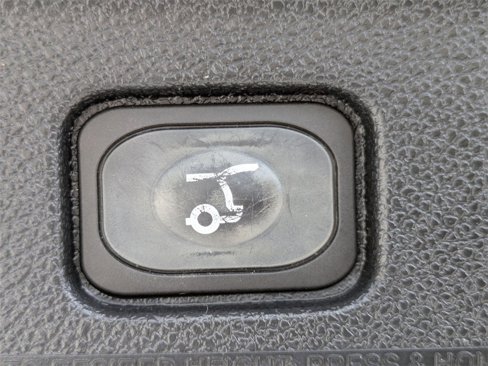 Used 2017 Ford Explorer XLT w/ Equipment Group 202A image 13