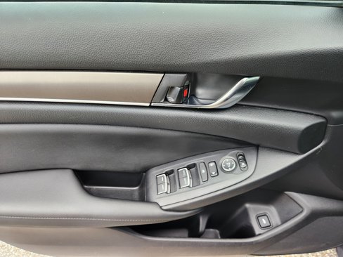 Certified 2020 Honda Accord LX image 16