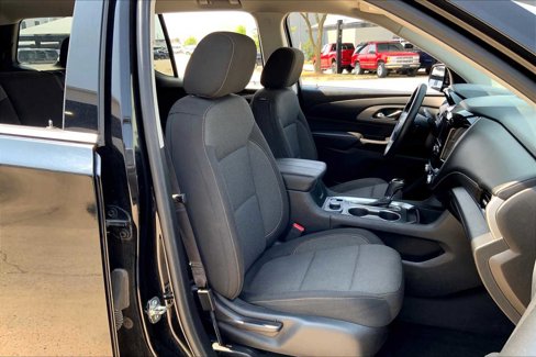 Used 2020 Chevrolet Traverse LS image 8