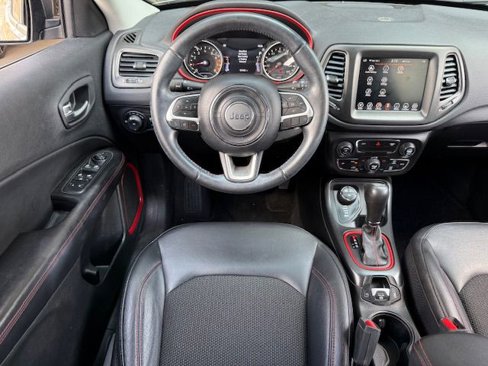 Used 2019 Jeep Compass Trailhawk image 22