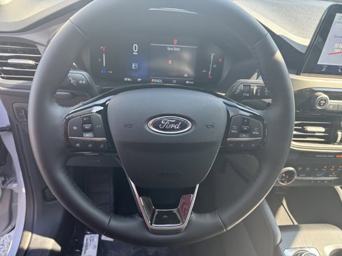 New 2025 Ford Escape Active w/ Cold Weather Package image 8