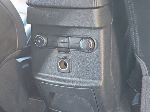 Used 2017 Ford Explorer XLT w/ Equipment Group 202A image 12