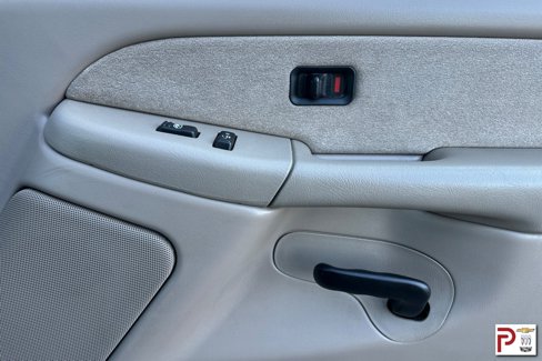 Used 2002 Chevrolet Silverado 2500 LS w/ Electrical Convenience Pkg image 18