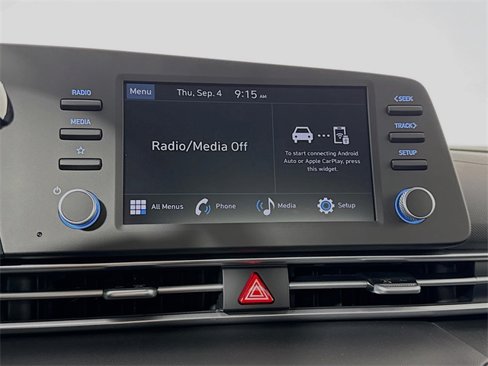 New 2025 Hyundai Elantra SE image 12
