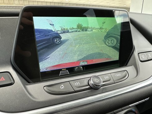 Used 2020 Chevrolet Blazer LT image 27