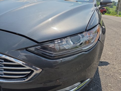 Used 2018 Ford Fusion Energi Titanium image 10