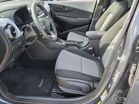Used 2021 Hyundai Kona SE image 13