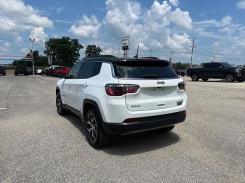 Certified 2024 Jeep Compass Limited image 5