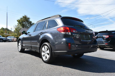 Used 2011 Subaru Outback 2.5i Limited image 33
