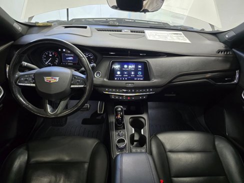 Used 2023 Cadillac XT4 Sport image 17
