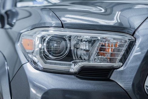 Used 2019 Toyota Tacoma TRD Off-Road image 12