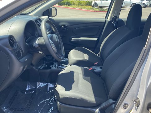 Used 2015 Nissan Versa S Plus image 11