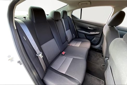 Used 2020 Nissan Sentra SV image 17