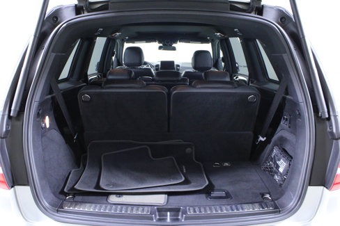 Used 2017 Mercedes-Benz GLS 450 4MATIC w/ Premium Package image 9