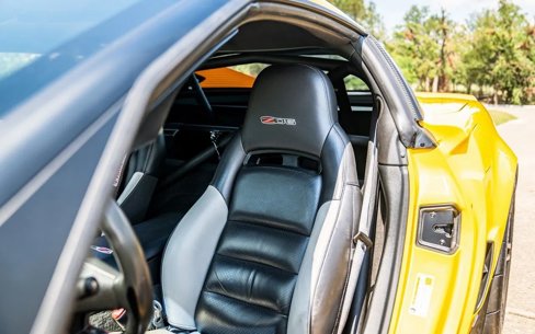 Used 2006 Chevrolet Corvette Z06 w/ Preferred Equipment Group image 4