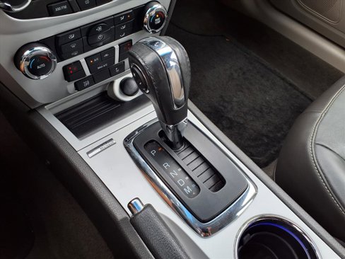 Used 2011 Mercury Milan Premier image 10