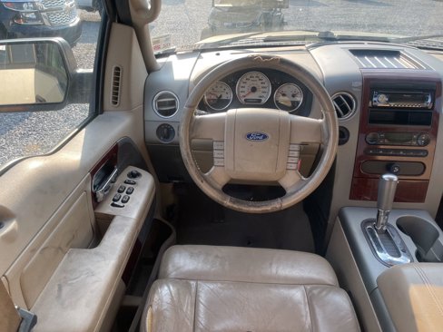 Used 2006 Ford F150 XLT image 11