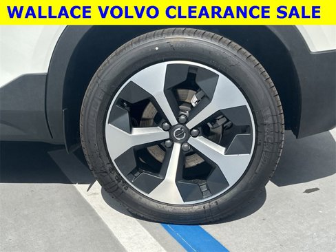New 2025 Volvo XC40 B5 Core w/ Protection Package Premier image 11