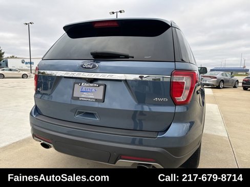 Used 2018 Ford Explorer XLT image 17