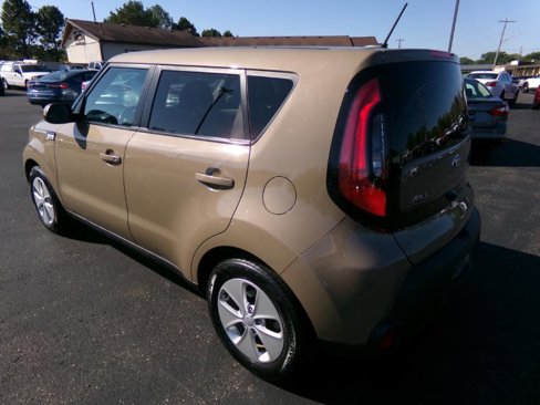 Used 2016 Kia Soul w/ Convenience Package image 8