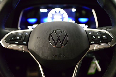 Used 2023 Volkswagen Jetta Sport image 12