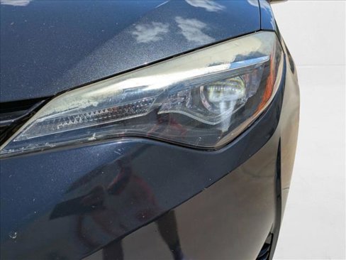 Used 2017 Toyota Corolla LE image 6