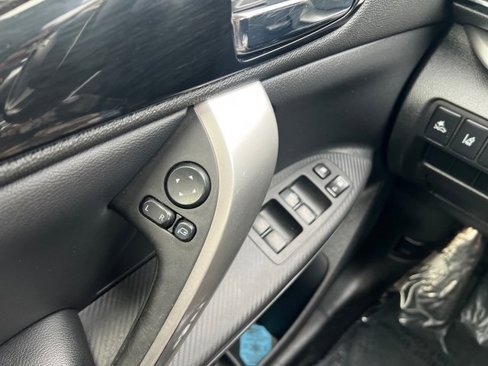 Used 2022 Mitsubishi Eclipse Cross SE image 11