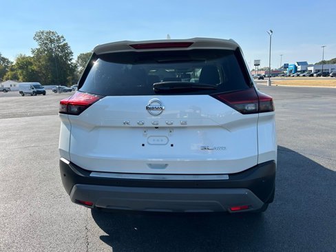 Used 2021 Nissan Rogue SL w/ Premium Package image 5