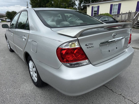 Used 2005 Toyota Camry LE image 7