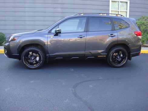 Used 2025 Subaru Forester Wilderness w/ Convenience Package image 6