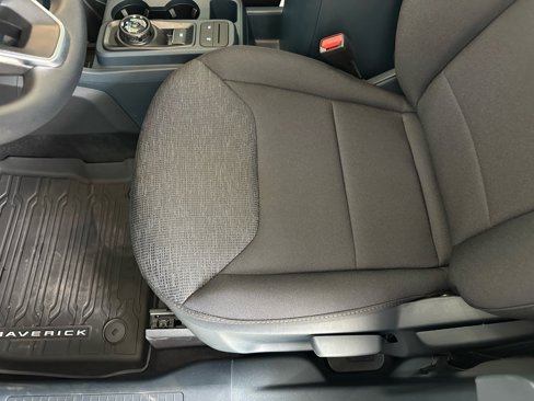 New 2025 Ford Maverick XL image 23