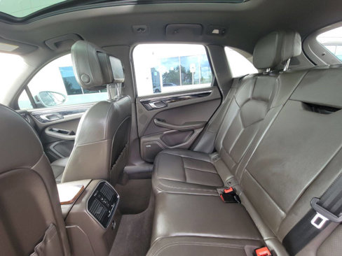 Used 2019 Porsche Macan S image 19