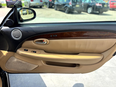 Used 2006 Lexus SC 430 Convertible image 22