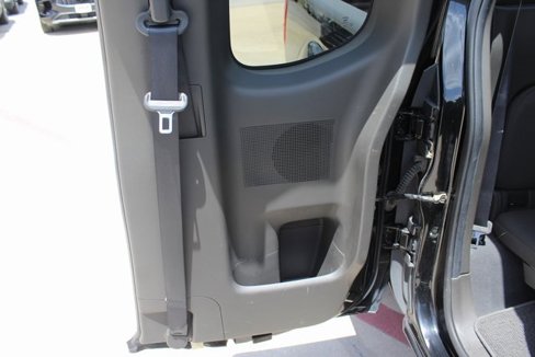 Used 2019 Nissan Frontier SV image 7