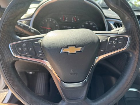 Used 2024 Chevrolet Malibu LT image 18