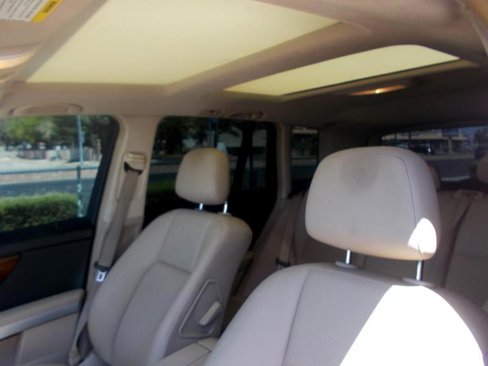 Used 2011 Mercedes-Benz GLK 350 2WD image 16